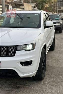 جيب جراند شيروكي